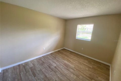House in Spring Hill, Florida 2 bedrooms, 72.46 sq.m. № 1744102 - photo 15