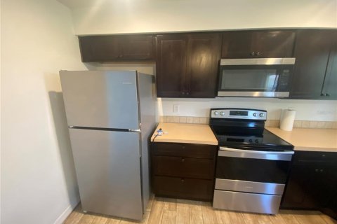 House in Spring Hill, Florida 2 bedrooms, 72.46 sq.m. № 1744102 - photo 4