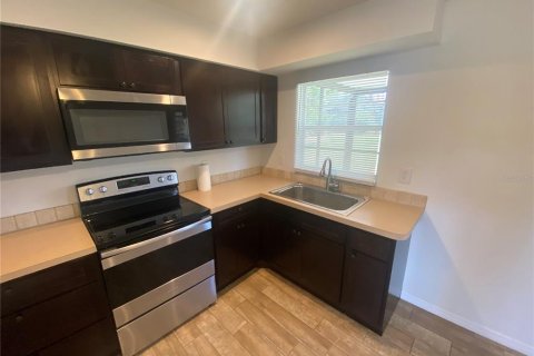 House in Spring Hill, Florida 2 bedrooms, 72.46 sq.m. № 1744102 - photo 5