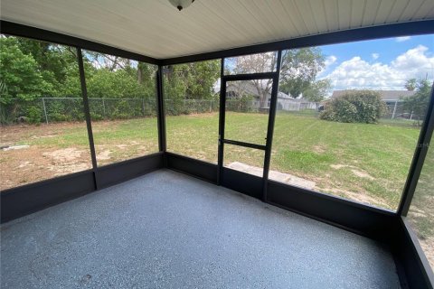 House in Spring Hill, Florida 2 bedrooms, 72.46 sq.m. № 1744102 - photo 21