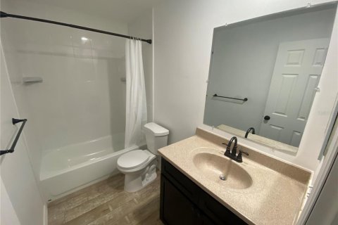 House in Spring Hill, Florida 2 bedrooms, 72.46 sq.m. № 1744102 - photo 18