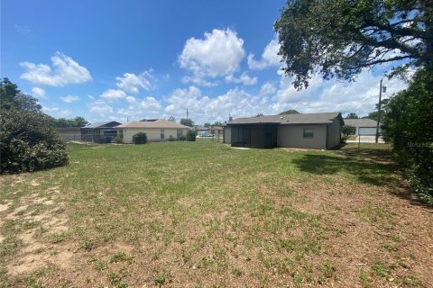 House in Spring Hill, Florida 2 bedrooms, 72.46 sq.m. № 1744102 - photo 30