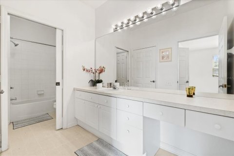 Condominio en venta en Kissimmee, Florida, 3 dormitorios, 130.25 m2 № 1917030 - foto 16
