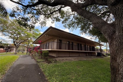 Купить кондоминиум в Майами, Флорида 2 спальни, 91.6м2, № 2024308 - фото 14