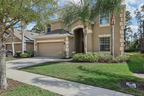 House in Davenport, Florida 6 bedrooms, 266.16 sq.m. № 1508770 - photo 3