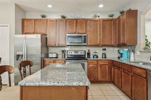 House in Davenport, Florida 6 bedrooms, 266.16 sq.m. № 1508770 - photo 26