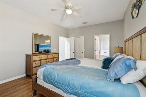House in Davenport, Florida 6 bedrooms, 266.16 sq.m. № 1508770 - photo 30