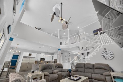 Casa en venta en Apollo Beach, Florida, 4 dormitorios, 332.68 m2 № 2150351 - foto 18