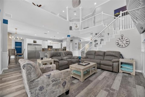 Casa en venta en Apollo Beach, Florida, 4 dormitorios, 332.68 m2 № 2150351 - foto 19