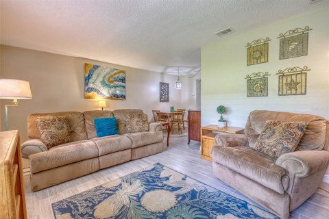 Copropriété à louer à Saint Petersburg, Floride: 1 chambre, 73.39 m2 № 2204210 - photo 5