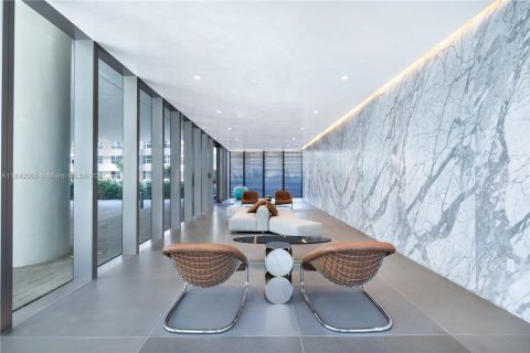 Купить кондоминиум в Халландейл-Бич, Флорида 3 спальни, 270.62м2, № 1939809 - фото 14