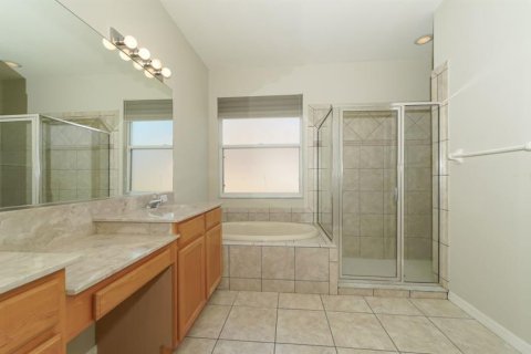 Villa ou maison à louer à Sarasota, Floride: 3 chambres, 202.34 m2 № 2097516 - photo 26