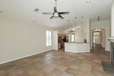 Villa ou maison à louer à Sarasota, Floride: 3 chambres, 202.34 m2 № 2097516 - photo 11