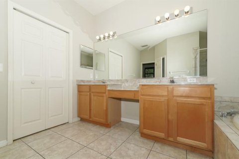 Villa ou maison à louer à Sarasota, Floride: 3 chambres, 202.34 m2 № 2097516 - photo 27
