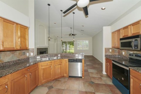 Villa ou maison à louer à Sarasota, Floride: 3 chambres, 202.34 m2 № 2097516 - photo 17