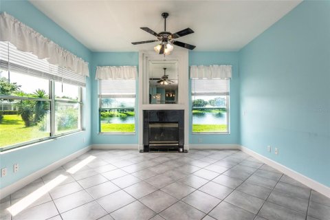 Casa en venta en Palm Coast, Florida, 4 dormitorios, 251.77 m2 № 1795463 - foto 16