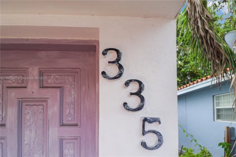 Propiedad comercial en venta en Miami, Florida, 207.26 m2 № 2053192 - foto 14