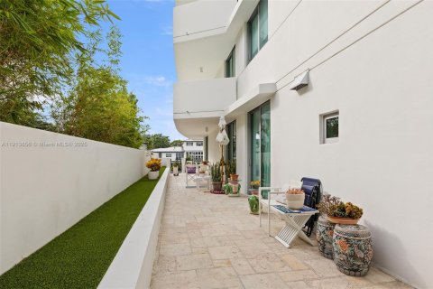 Купить кондоминиум в Бей-Харбор-Айлендс, Флорида 4 спальни, 253.44м2, № 1969697 - фото 20