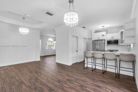 Townhouse in Miramar, Florida 3 bedrooms, 157.93 sq.m. № 2069047 - photo 6