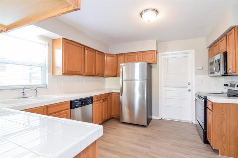 Casa en alquiler en Lakeland, Florida, 3 dormitorios, 132.01 m2 № 1853519 - foto 5