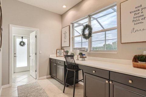 House in Bradenton, Florida 4 bedrooms, 278.34 sq.m. № 1648425 - photo 7