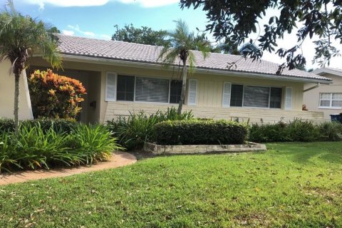 Casa en Clearwater, Florida 3 dormitorios, 215.53 m2 № 2379446