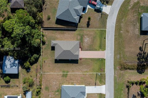 Villa ou maison à vendre à LaBelle, Floride: 4 chambres № 2039166 - photo 6