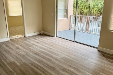 Квартира в Бей-Харбор-Айлендс, Флорида 2 спальни, 88.26м2 № 2002311