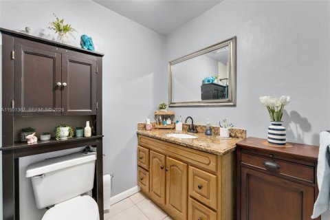 Copropriété à vendre à Palmetto Bay, Floride: 2 chambres, 123.56 m2 № 2009621 - photo 12