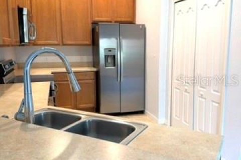 Touwnhouse à louer à Sanford, Floride: 2 chambres, 112.78 m2 № 2157953 - photo 5