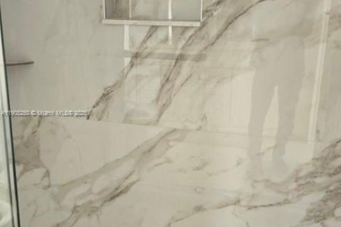 Condominio en alquiler en Aventura, Florida, 2 dormitorios, 122.82 m2 № 2013134 - foto 19