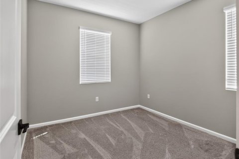 Villa ou maison à louer à Lake Alfred, Floride: 4 chambres, 177.44 m2 № 2167866 - photo 5