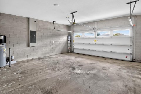 Villa ou maison à louer à Lake Alfred, Floride: 4 chambres, 177.44 m2 № 2167866 - photo 22