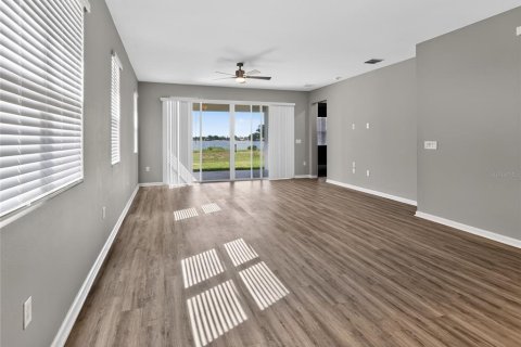 Villa ou maison à louer à Lake Alfred, Floride: 4 chambres, 177.44 m2 № 2167866 - photo 11