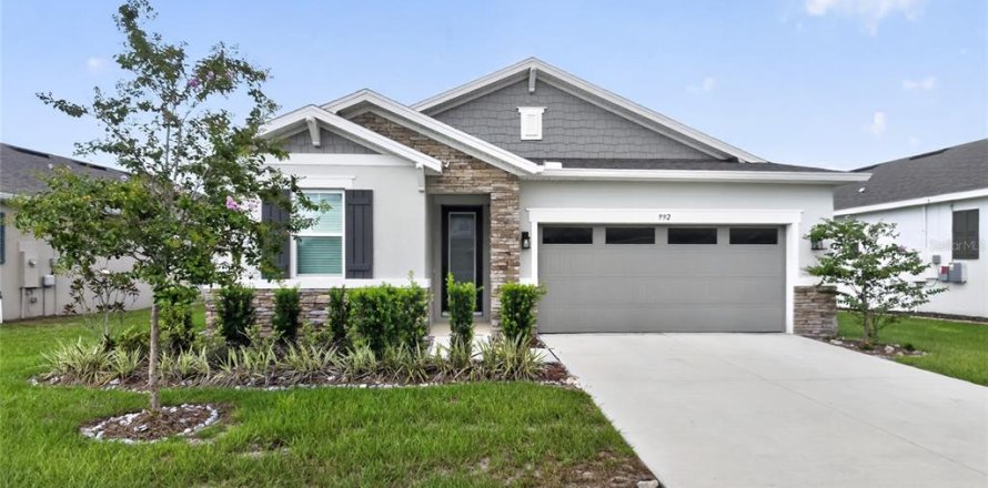 Villa ou maison à Lake Alfred, Floride 4 chambres, 177.44 m2 № 2167866