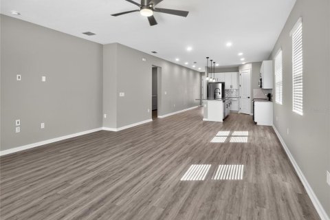Villa ou maison à louer à Lake Alfred, Floride: 4 chambres, 177.44 m2 № 2167866 - photo 19