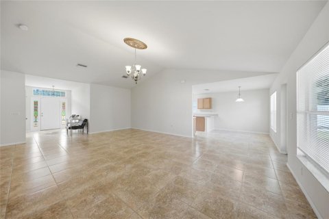 Villa ou maison à vendre à North Port, Floride: 3 chambres, 179.86 m2 № 2286953 - photo 9