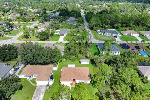 Villa ou maison à vendre à North Port, Floride: 3 chambres, 179.86 m2 № 2286953 - photo 30