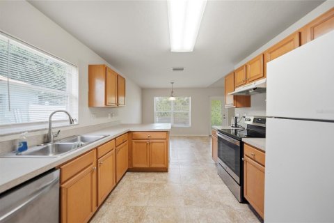 Villa ou maison à vendre à North Port, Floride: 3 chambres, 179.86 m2 № 2286953 - photo 5