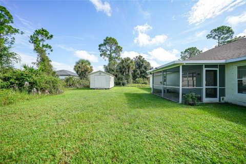 Villa ou maison à vendre à North Port, Floride: 3 chambres, 179.86 m2 № 2286953 - photo 2