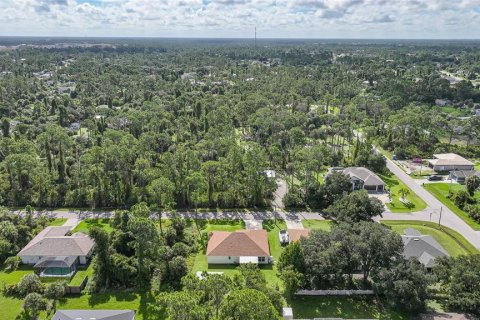 Villa ou maison à vendre à North Port, Floride: 3 chambres, 179.86 m2 № 2286953 - photo 29
