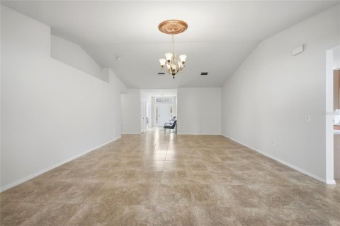 Villa ou maison à vendre à North Port, Floride: 3 chambres, 179.86 m2 № 2286953 - photo 10