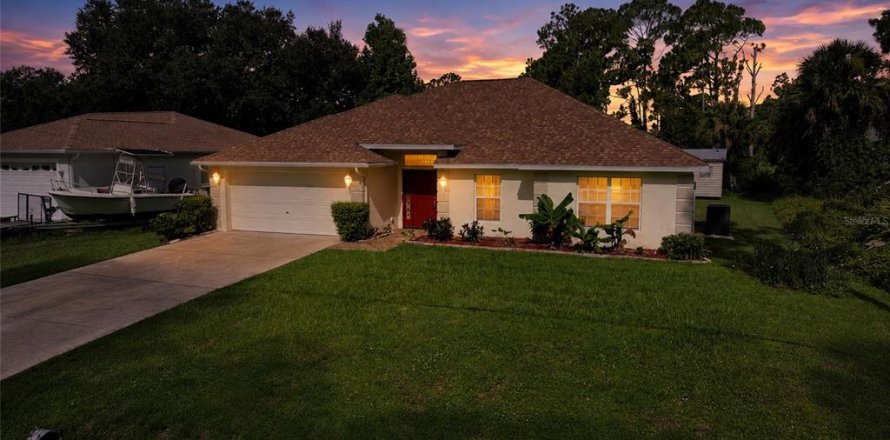 Villa ou maison à North Port, Floride 3 chambres, 179.86 m2 № 2286953