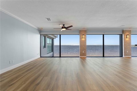 Copropriété à vendre à Punta Gorda, Floride: 3 chambres, 204.38 m2 № 2093731 - photo 5