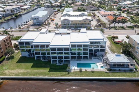 Copropriété à vendre à Punta Gorda, Floride: 3 chambres, 204.38 m2 № 2093731 - photo 4