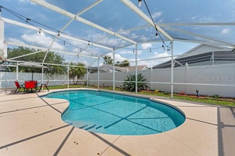 Casa en venta en Kissimmee, Florida, 3 dormitorios, 114.08 m2 № 1911601 - foto 2