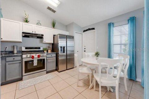 Casa en venta en Kissimmee, Florida, 3 dormitorios, 114.08 m2 № 1911601 - foto 7