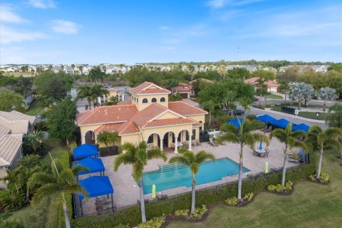 Townhouse in Ellenton, Florida 4 bedrooms, 226.4 sq.m. № 2212491 - photo 4