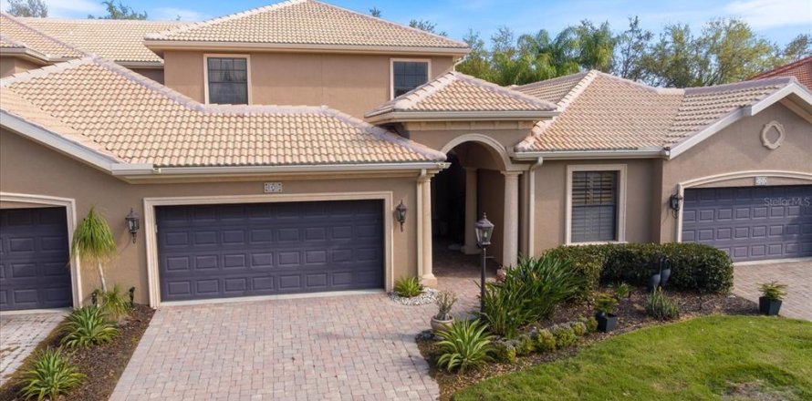 Townhouse in Ellenton, Florida 4 bedrooms, 226.4 sq.m. № 2212491