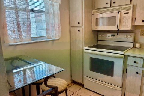 Купить кондоминиум в Сарасота, Флорида 4 комнаты, 60.2м2, № 2096163 - фото 8